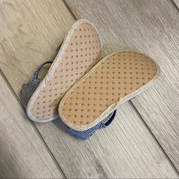 Blue and white striped 18-24 month sandals - Picture 3 of 3